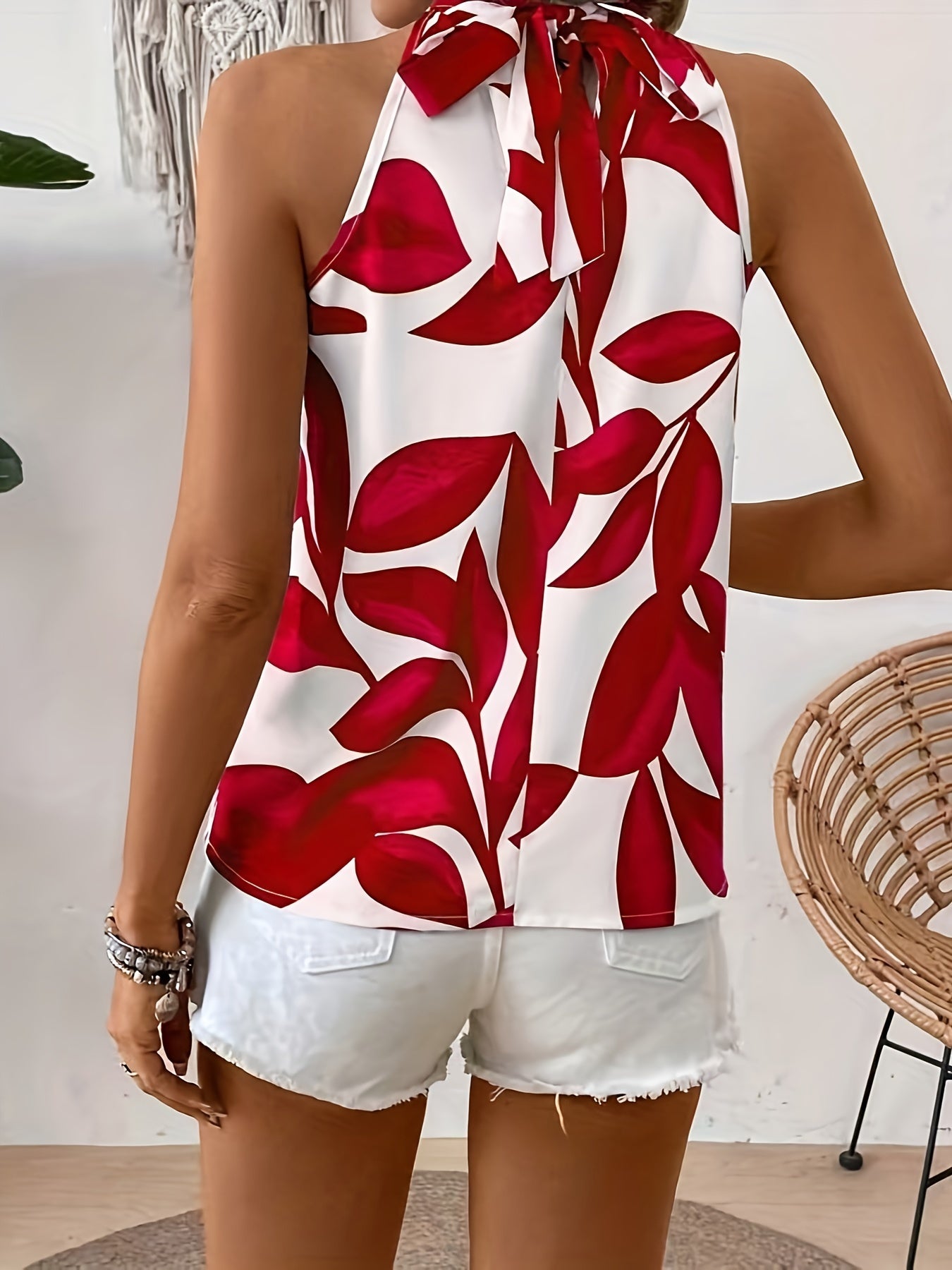Ruby Palm Halter