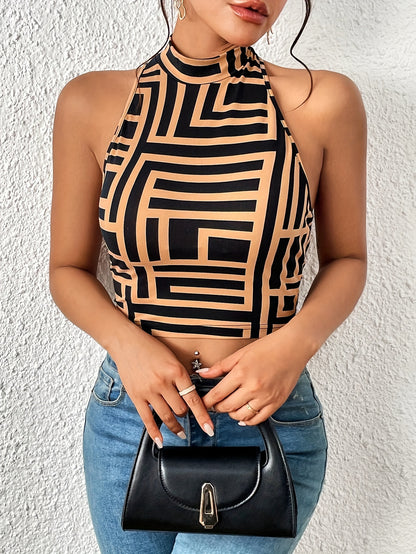 Monochrome Maze Halter
