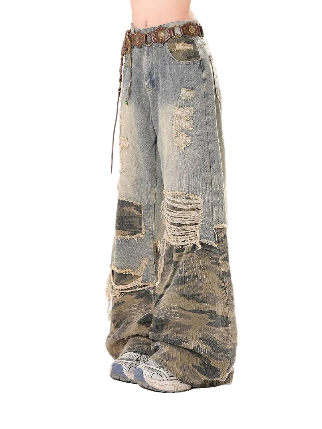 oversized camo patchwork distressed Jean
